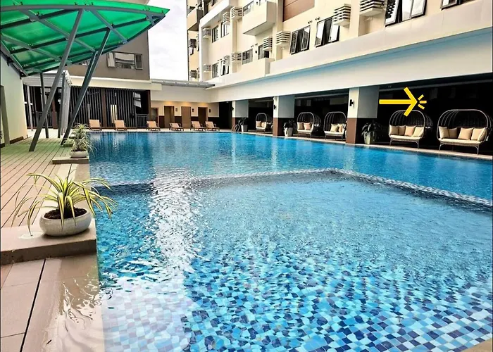 New Modern Pool Front Near It Park Aparthotel